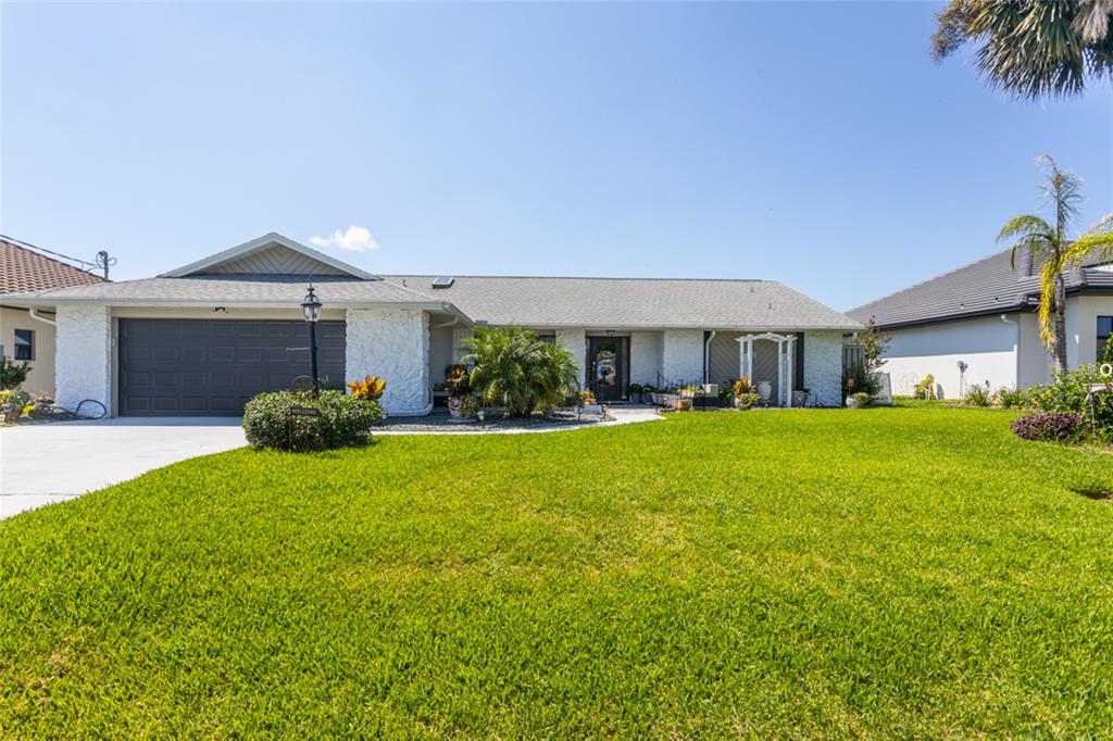 14 FLAMETREE COURT