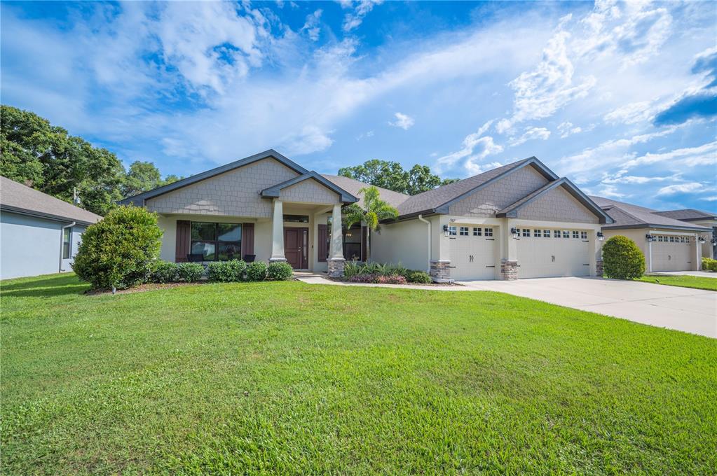 967 HUNTERS MEADOW LANE