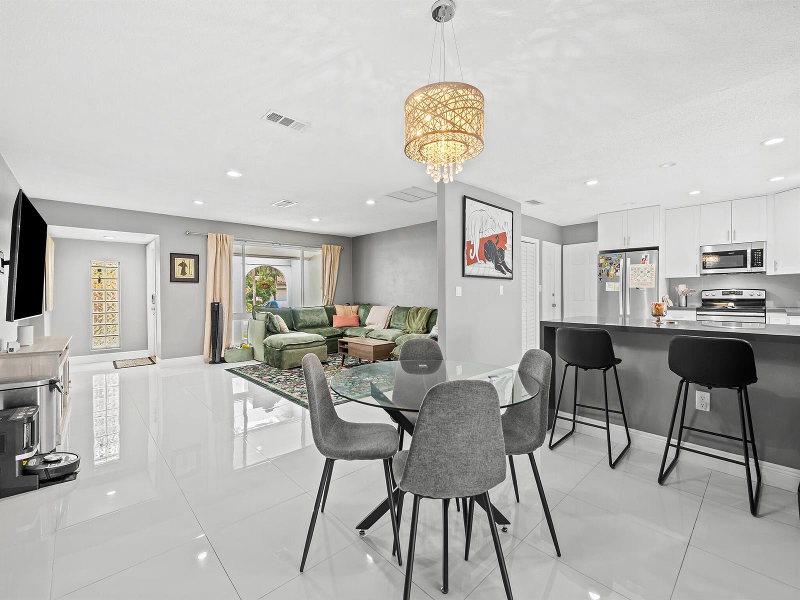 10497 NW 4th Street, Fort Lauderdale FL 33071