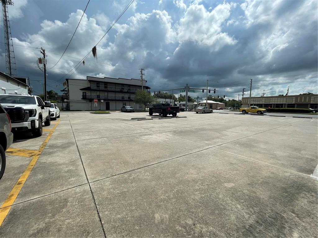55 GUERRANT STREET, UMATILLA, FL — photo 5 of 6