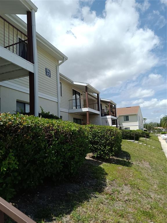306 CHEROKEE COURT UNIT F