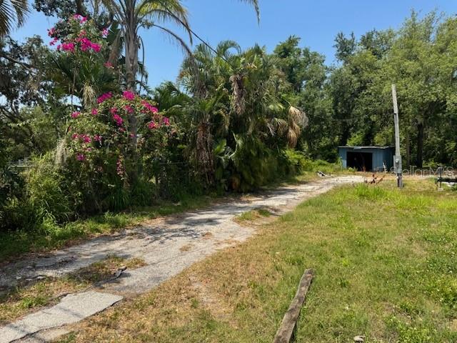 10709 E BAY ROAD, GIBSONTON, FL — photo 2 of 6
