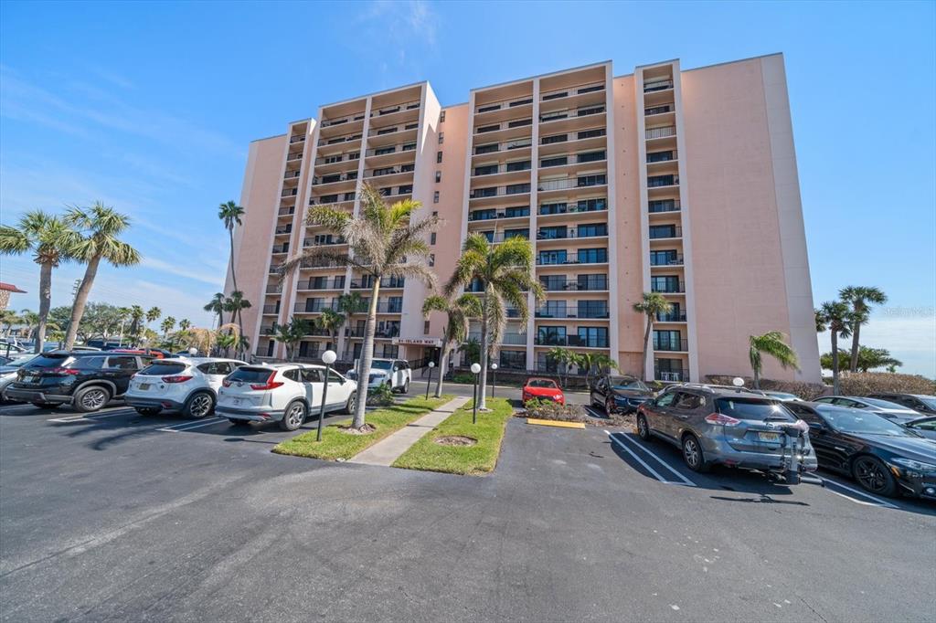 51 ISLAND WAY UNIT 705