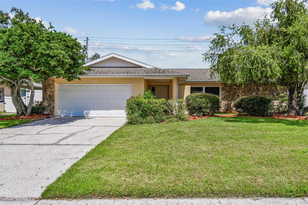 1110 PELICAN PLACE