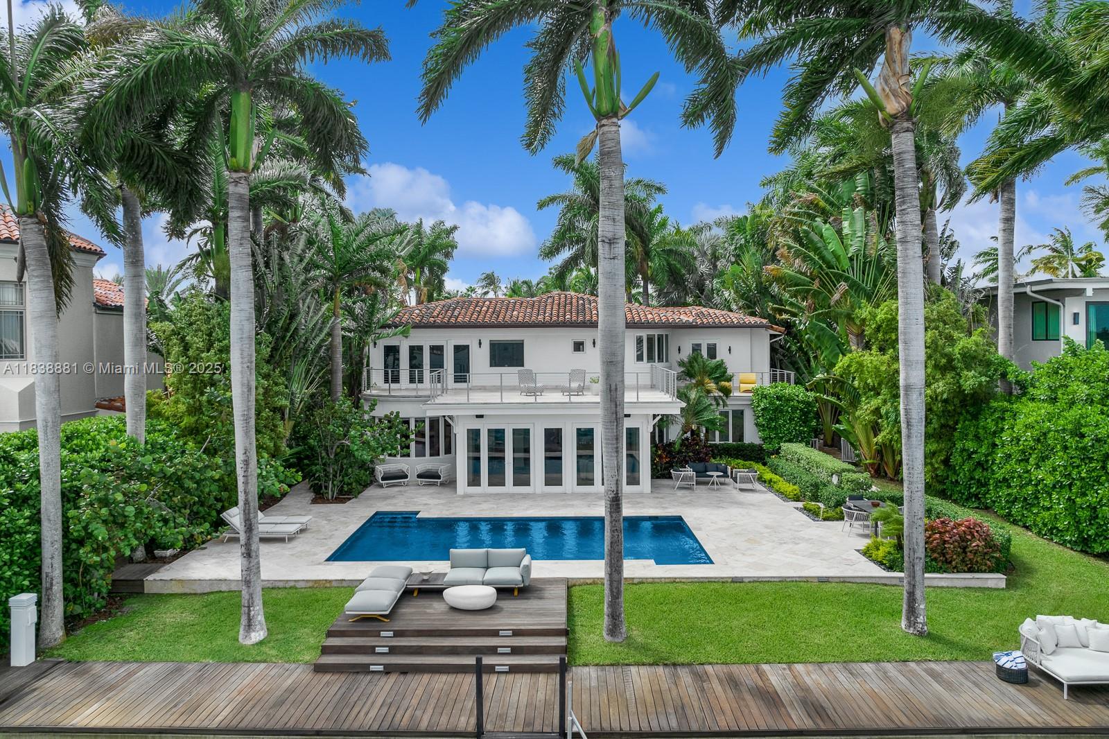 315 E Rivo Alto Dr, Miami Beach FL 33139