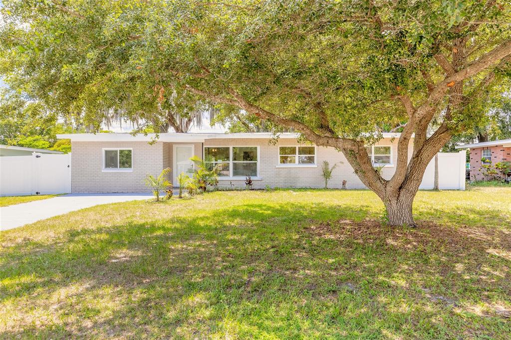 118 N SUNLAND DRIVE