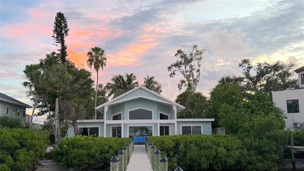 1275 PORT LANE, SARASOTA, FL — photo 4 of 30