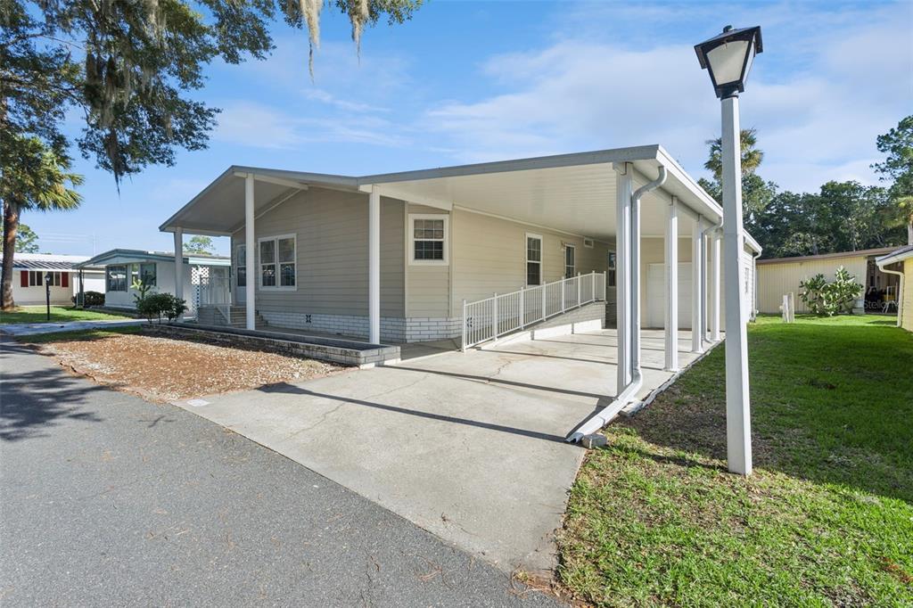 212 PALM MEADOWS DRIVE, EUSTIS, FL — photo 2 of 30