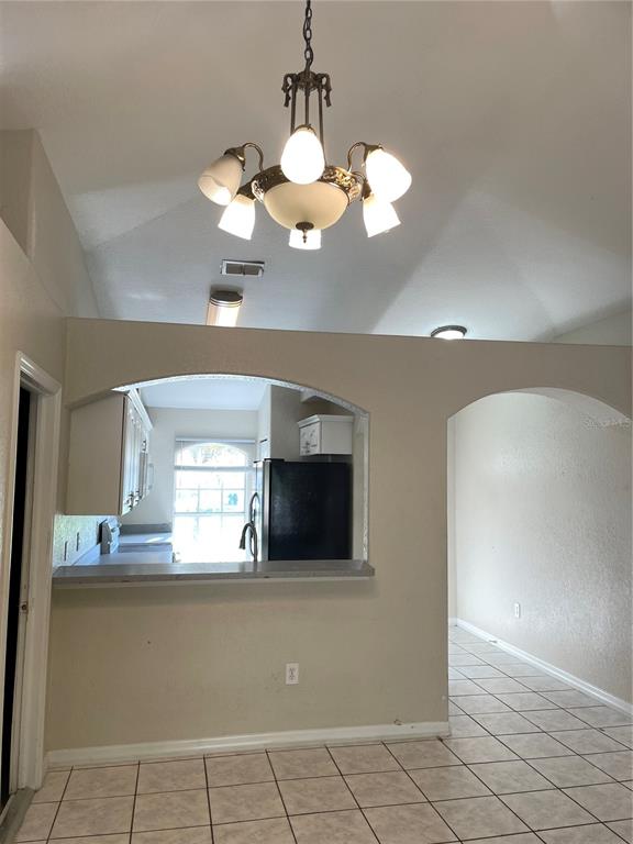 5912 MOHR LOOP, TAMPA, FL — photo 3 of 7