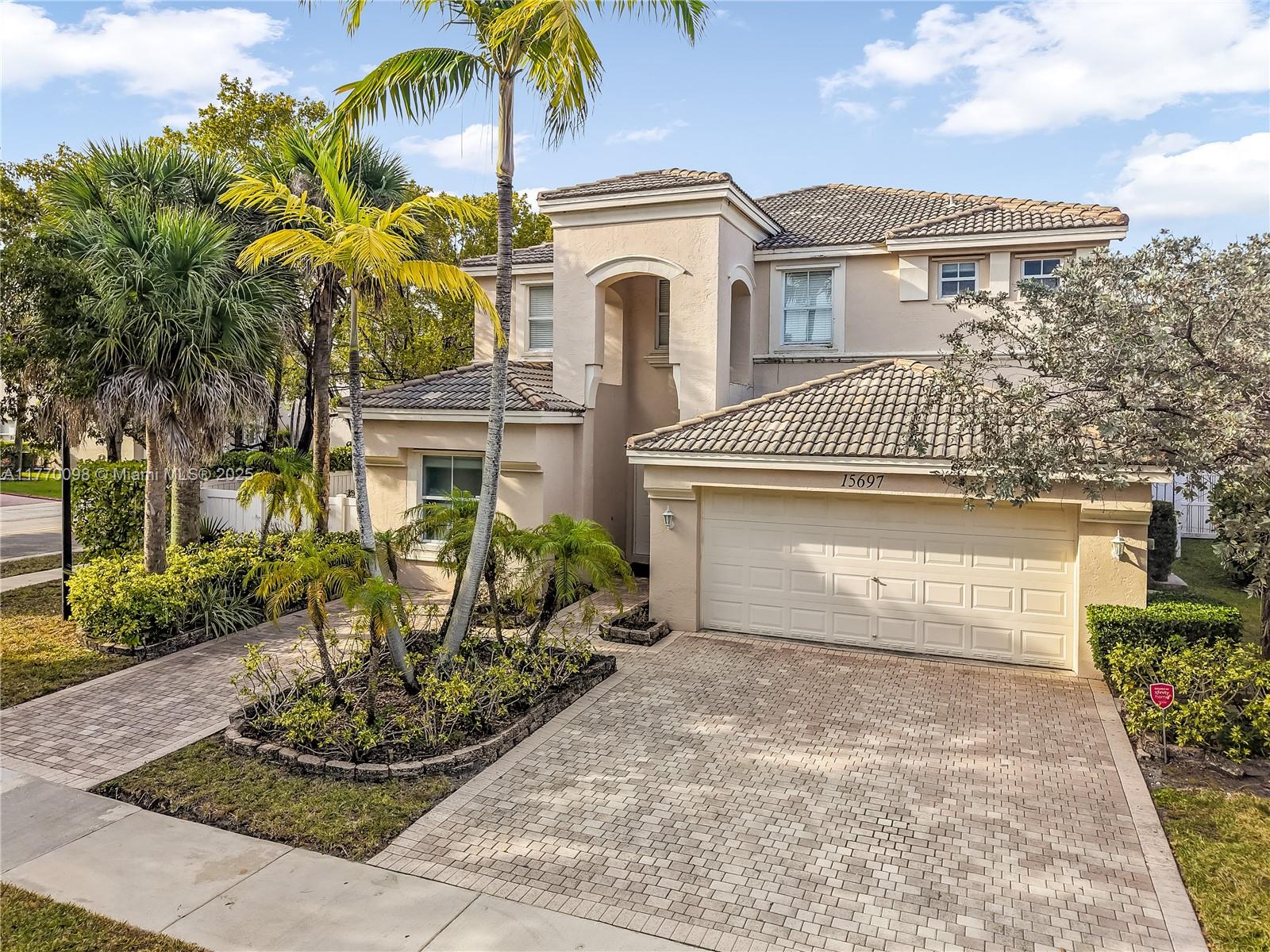 15697 SW 53rd St, Miramar FL 33027