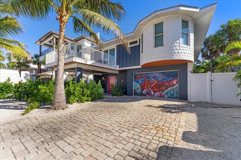 111 CEDAR AVENUE, ANNA MARIA, FL — photo 3 of 30