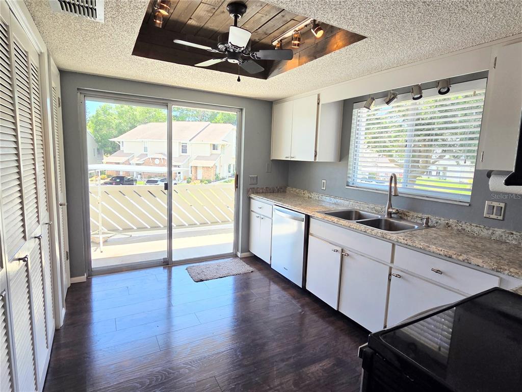 12404 EAGLESWOOD DRIVE UNIT C, HUDSON, FL — photo 2 of 30