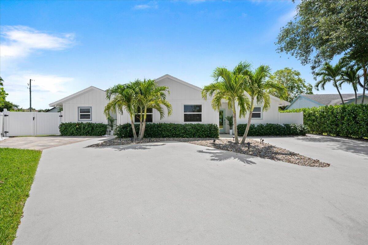 6077 Francis Street, Jupiter FL 33458