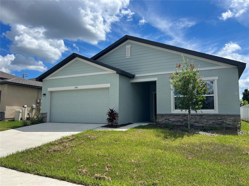 2307 HARRIS HAWK AVENUE