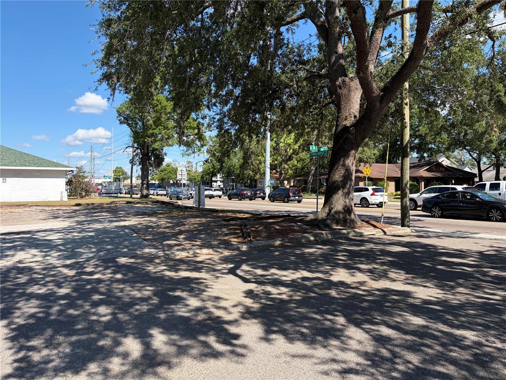 312 E DR MARTIN LUTHER KING JR BOULEVARD