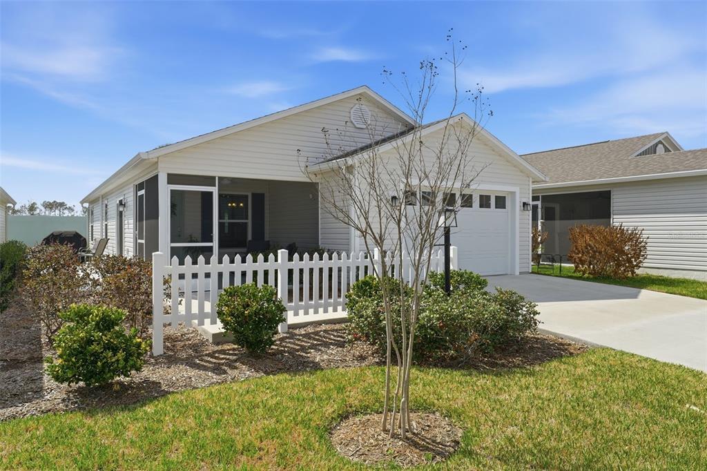 1228 LACHAPELLE LANE