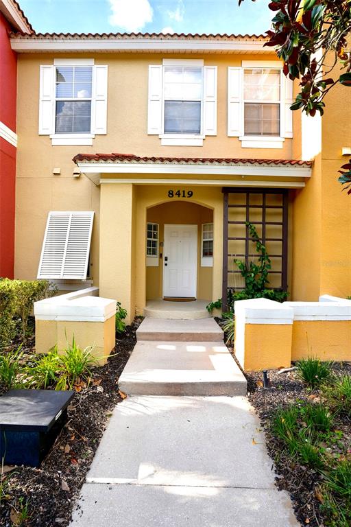 8419 CRYSTAL COVE LOOP