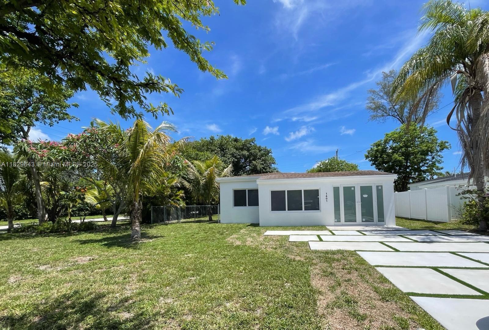 1401 NE 178th St, North Miami Beach FL 33162