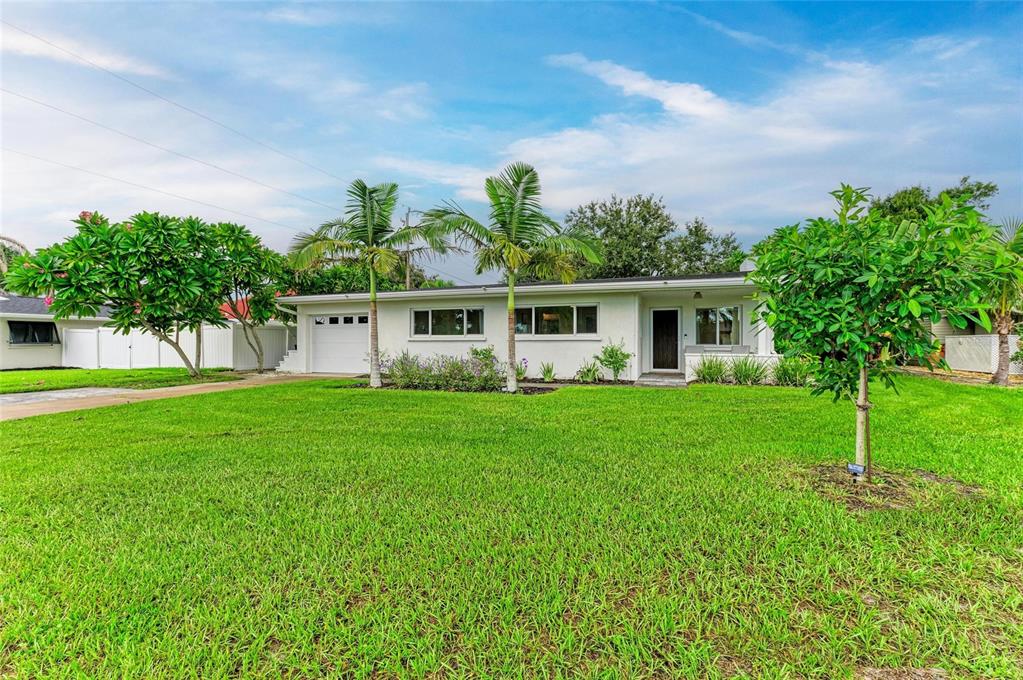 302 SAN MARCO DRIVE, VENICE, FL — photo 3 of 24