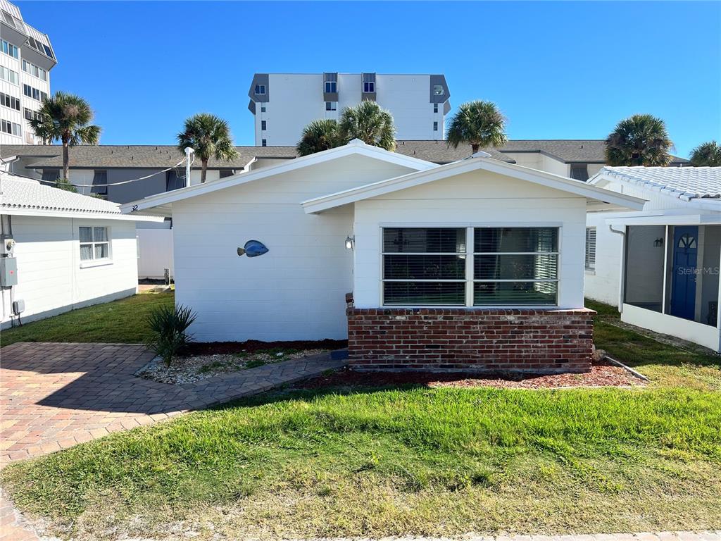 6020 MIDNIGHT PASS ROAD UNIT 32