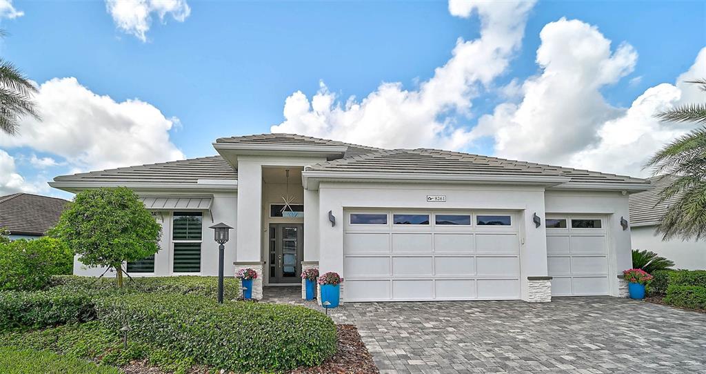 8261 GRANDE SHORES DRIVE