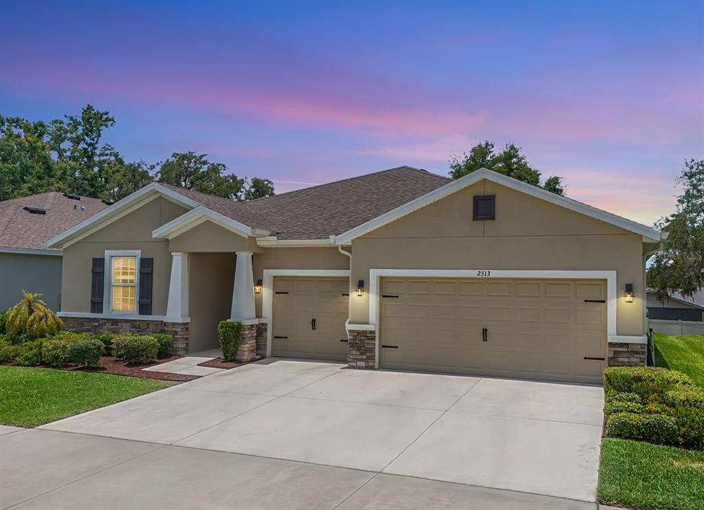 2513 KNIGHT ISLAND DRIVE