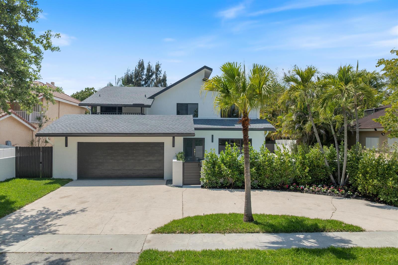 911 Mockingbird Lane, Plantation FL 33324