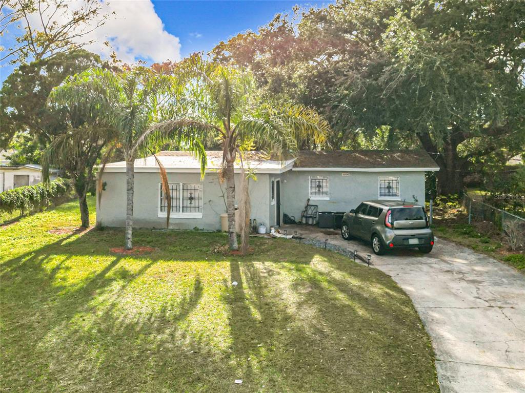 444 SUNNYVIEW CIRCLE
