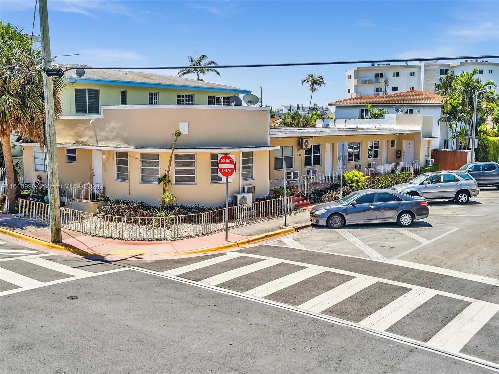 600 79th St, Miami Beach FL 33141