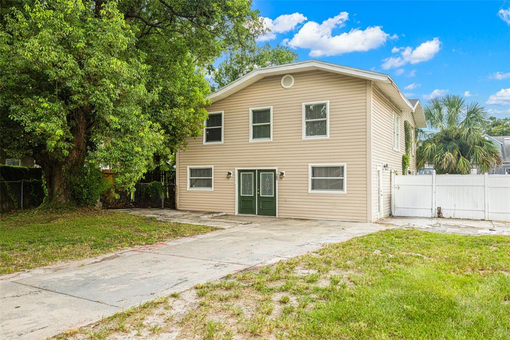 305 E HANNA AVENUE