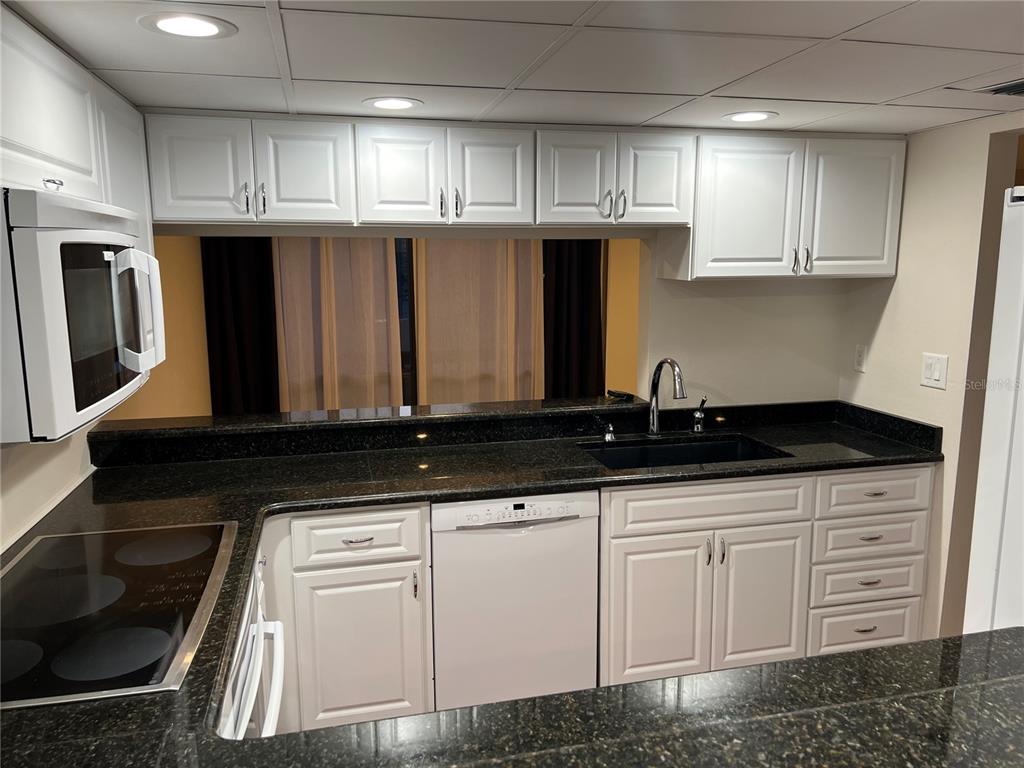 1210 CASEY KEY ROAD, NOKOMIS, FL — photo 5 of 22