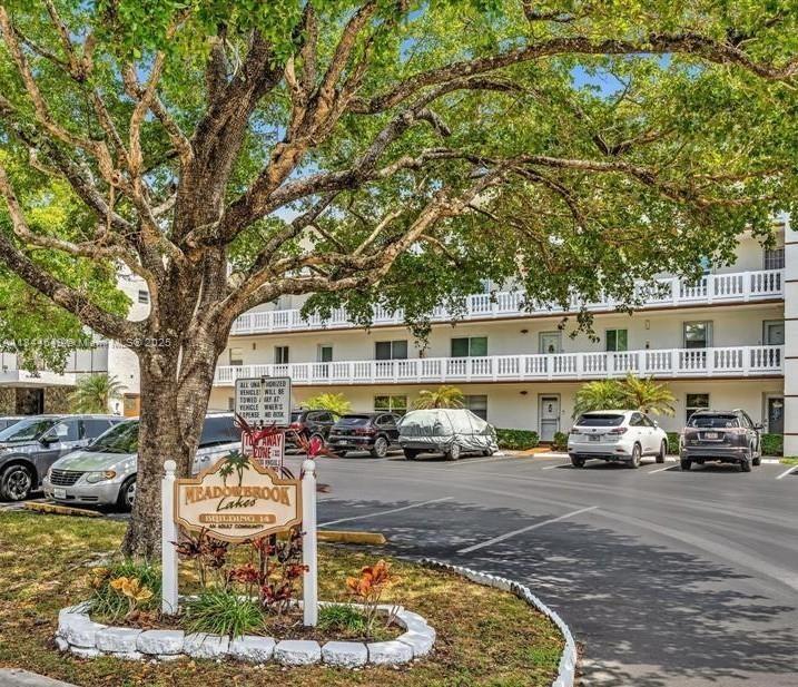 1025 SE 4th Ave # 106, Dania Beach FL 33004