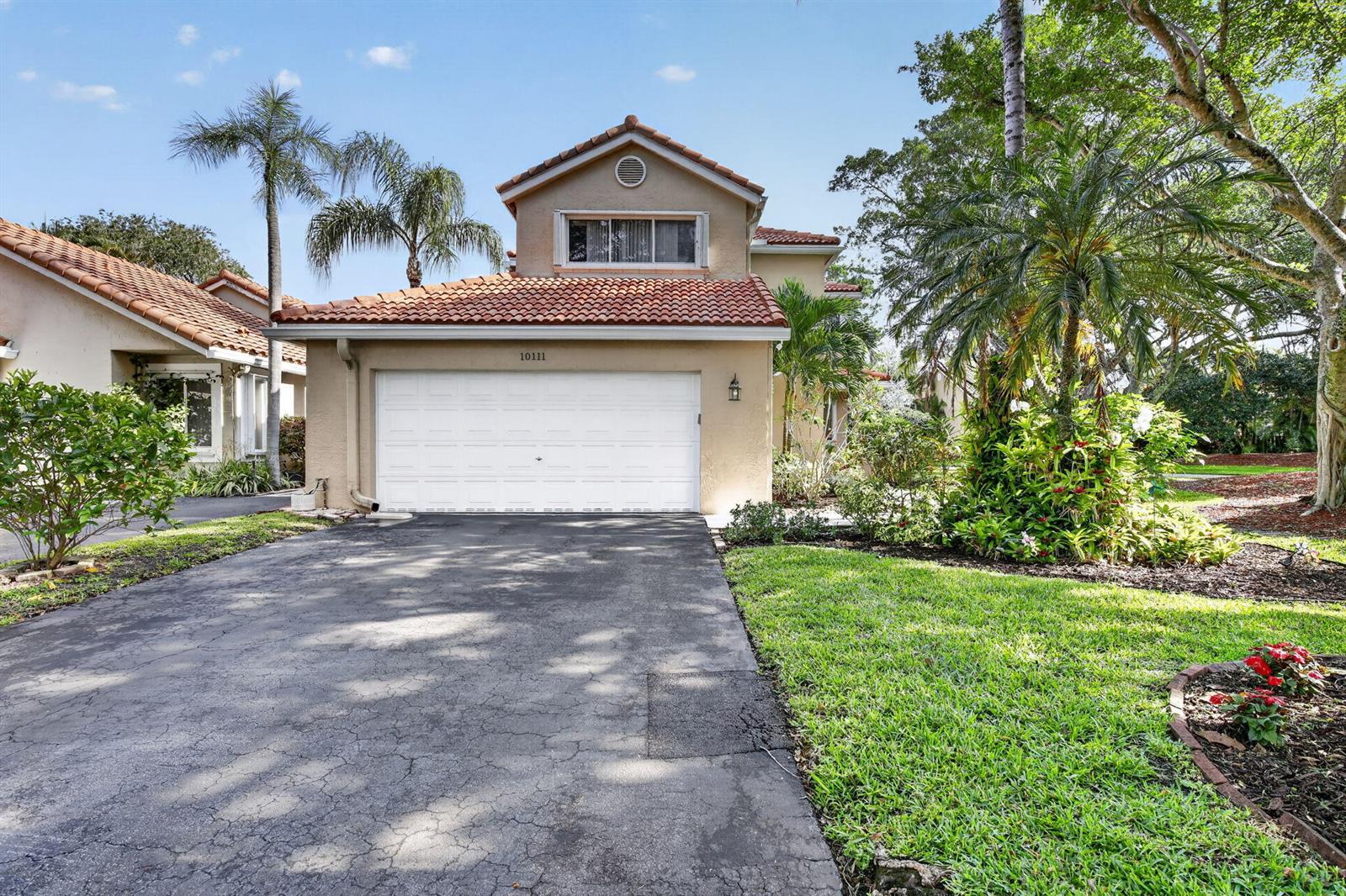 10111 NW 4th Street, Plantation FL 33324