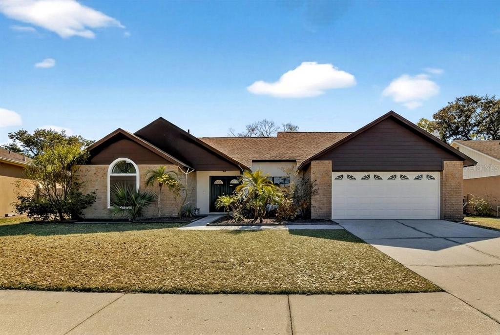 4207 SPRING WAY CIRCLE