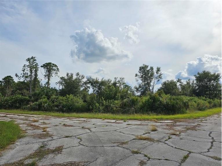 Lot 1 HINSHAW AVENUE