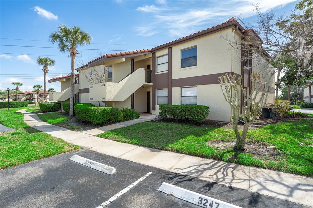 3237 CANDLE RIDGE DRIVE UNIT 103