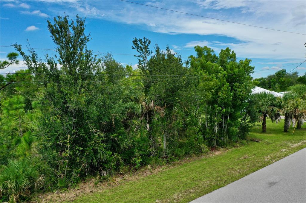 9150 SNAPPER CIRCLE, PORT CHARLOTTE, FL — photo 3 of 27