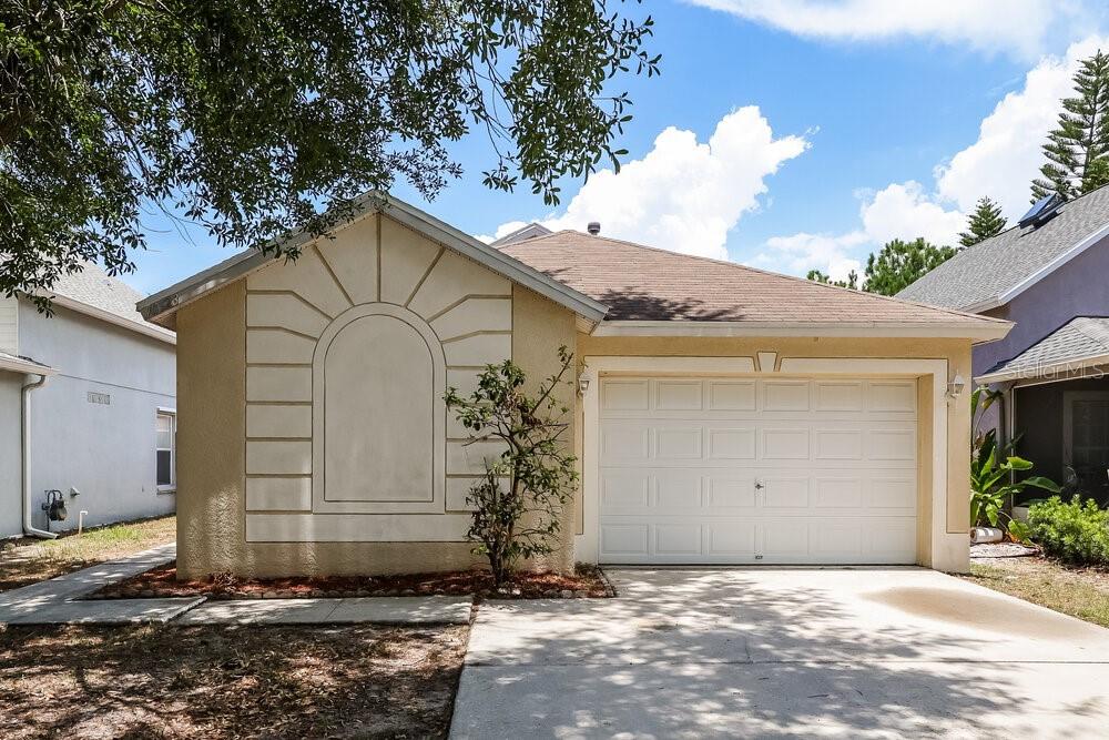 10523 LAKESIDE VISTA DRIVE