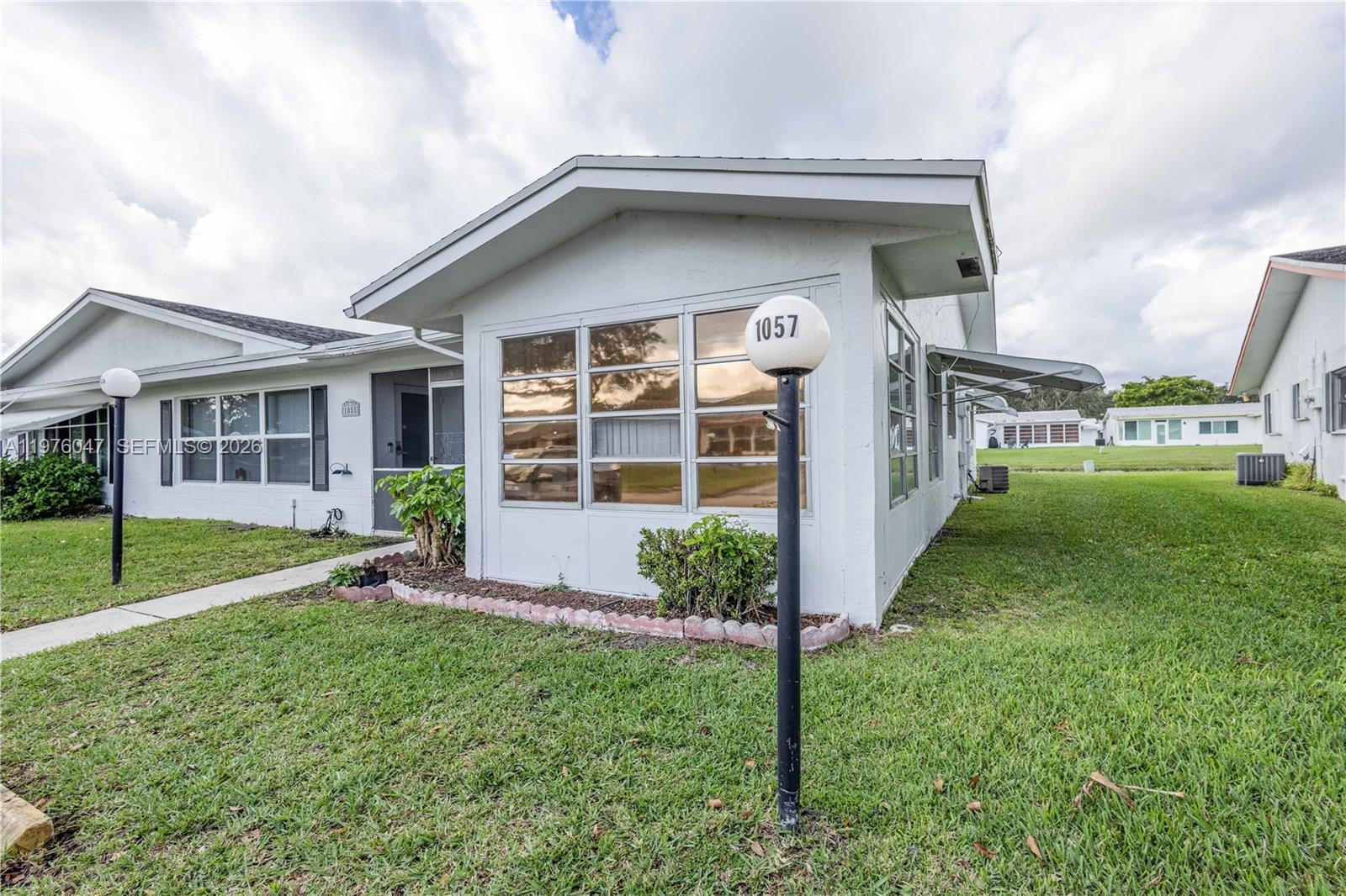 1057 NW 88th Ave # D91, Plantation FL 33322