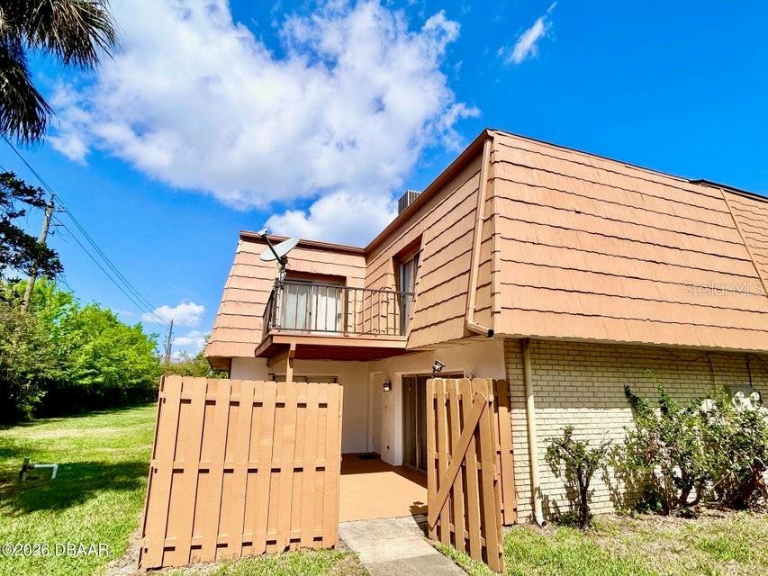 122 MOONSTONE COURT