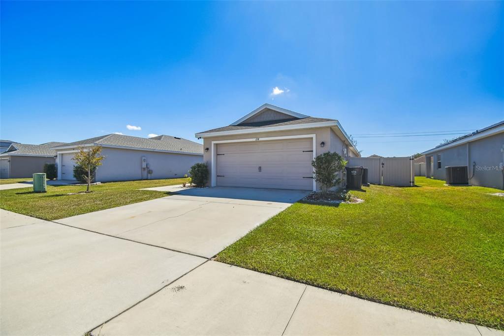 114 EAGLE SUMMIT DRIVE, RUSKIN, FL — photo 4 of 30