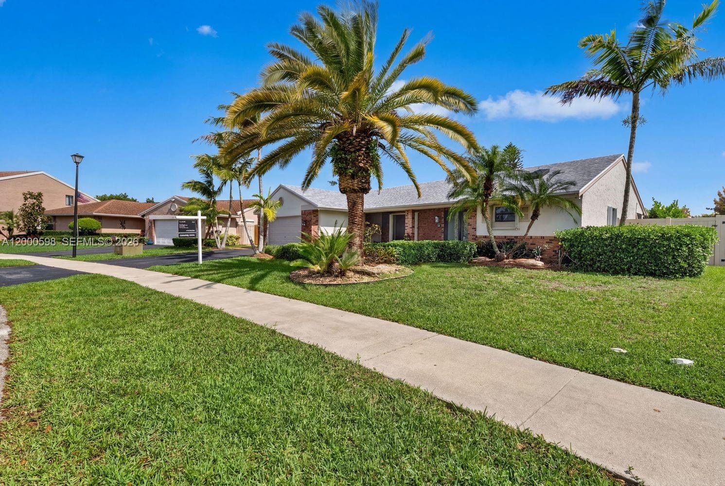 14711 Kirsten Ct, Davie FL 33325