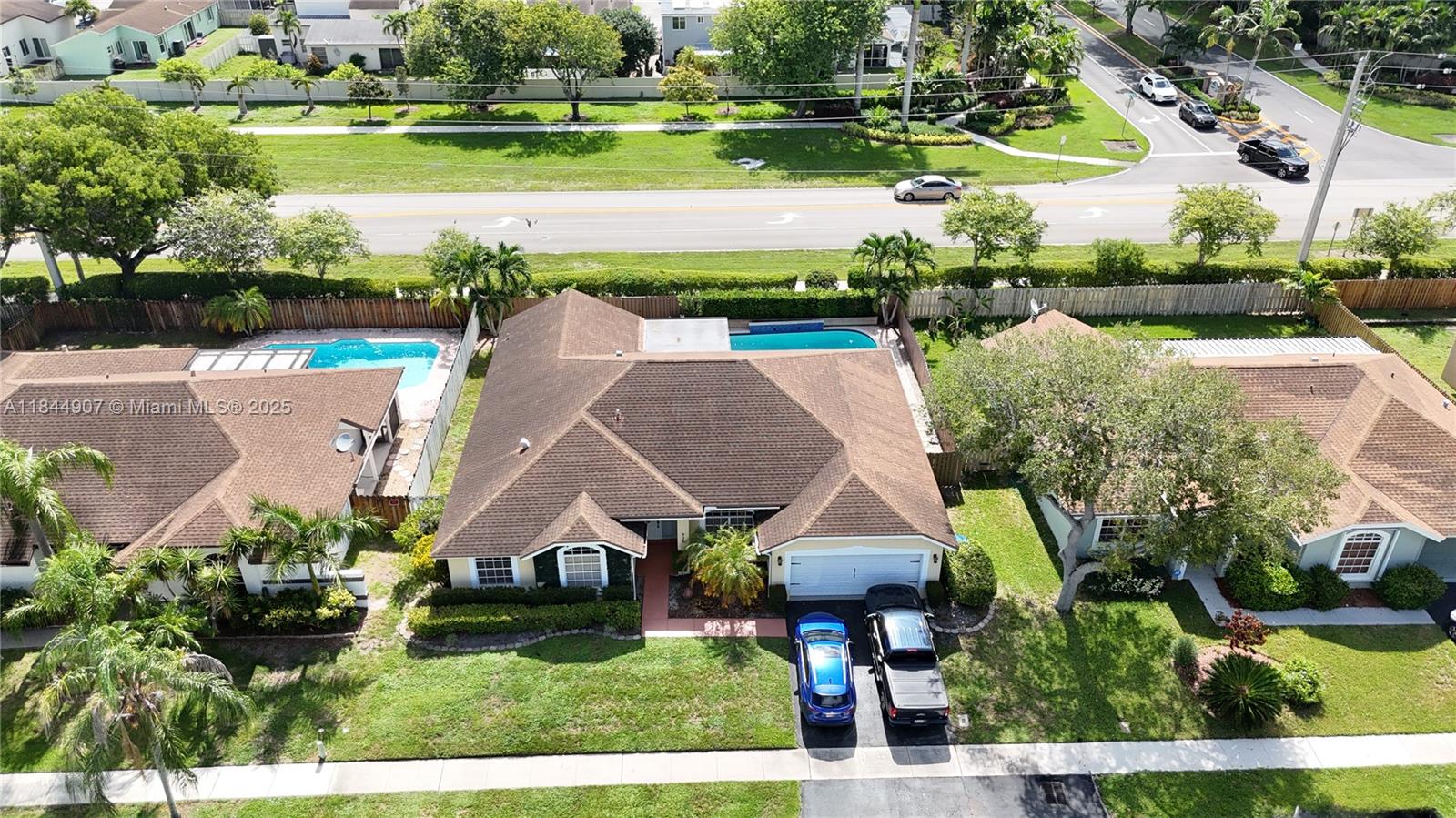 938 SW 149th Ter, Sunrise FL 33326