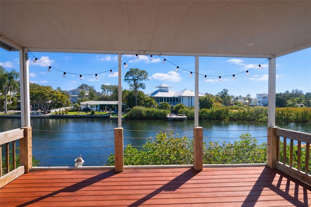 303 LAGOON DRIVE, PALM HARBOR, FL — photo 4 of 19