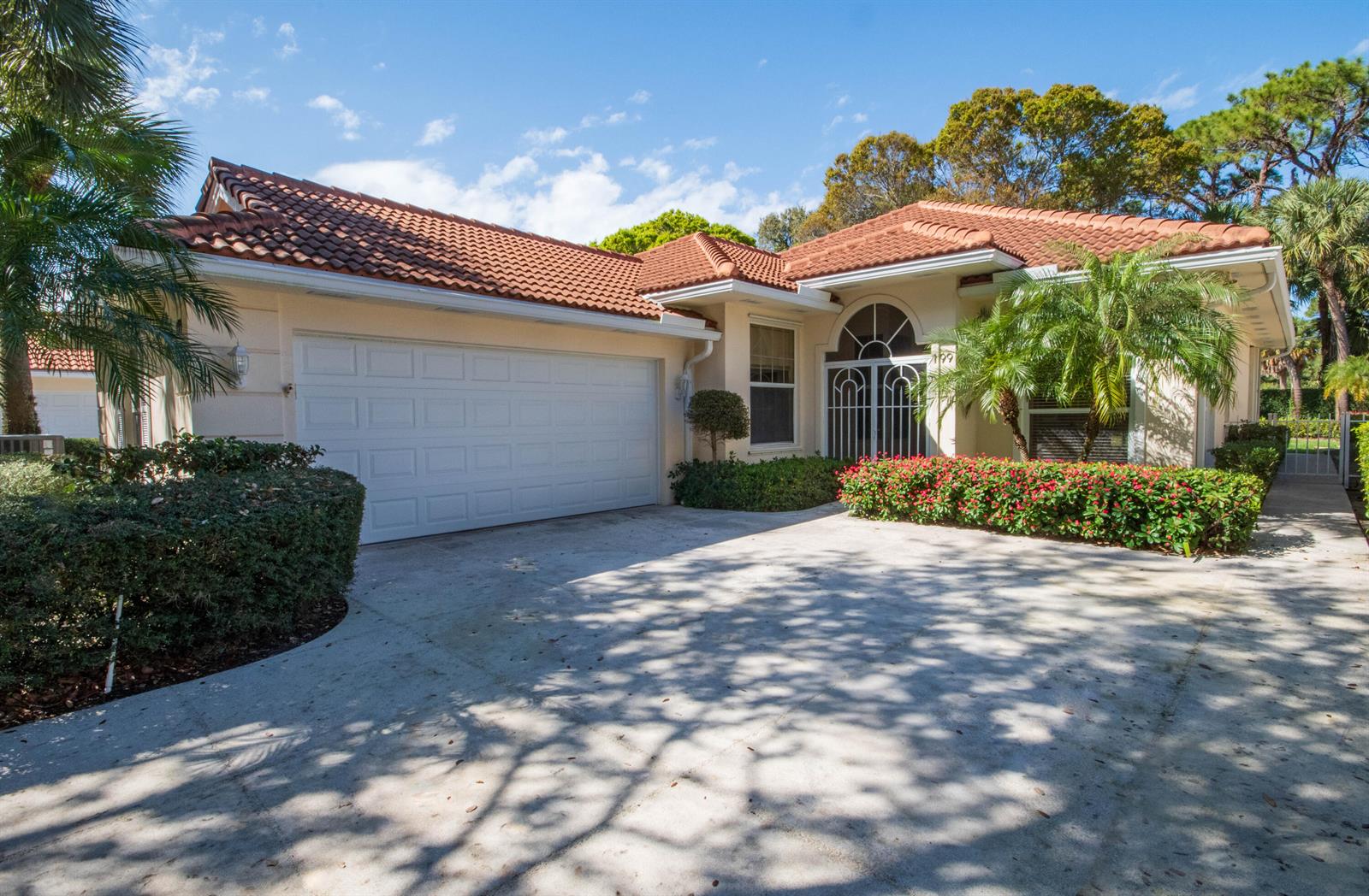 199 E Tall Oaks Circle, Palm Beach Gardens FL 33410