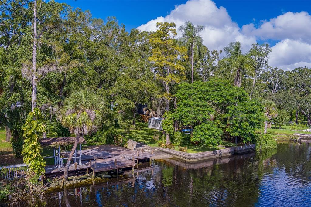 703 W SLIGH AVENUE
