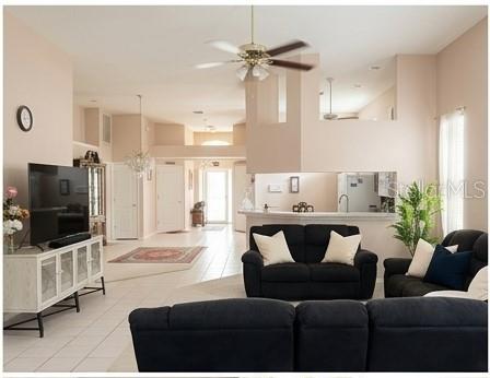 913 MICHELE CIRCLE, DUNEDIN, FL — photo 3 of 30