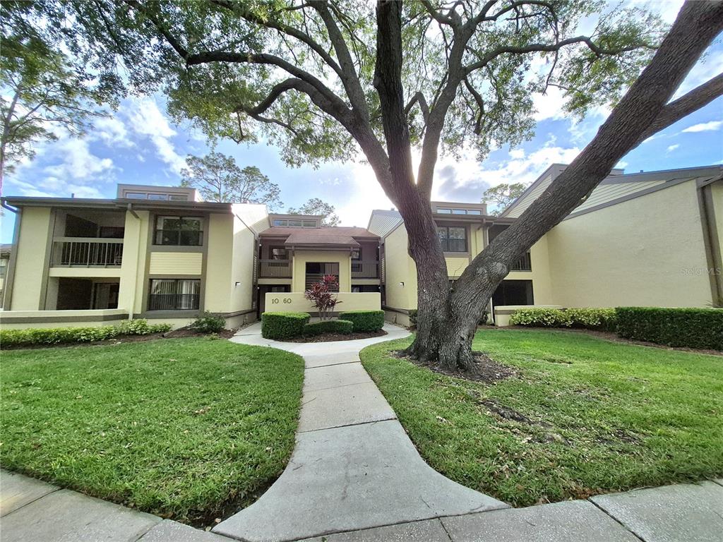 50 WOODLAKE PLACE