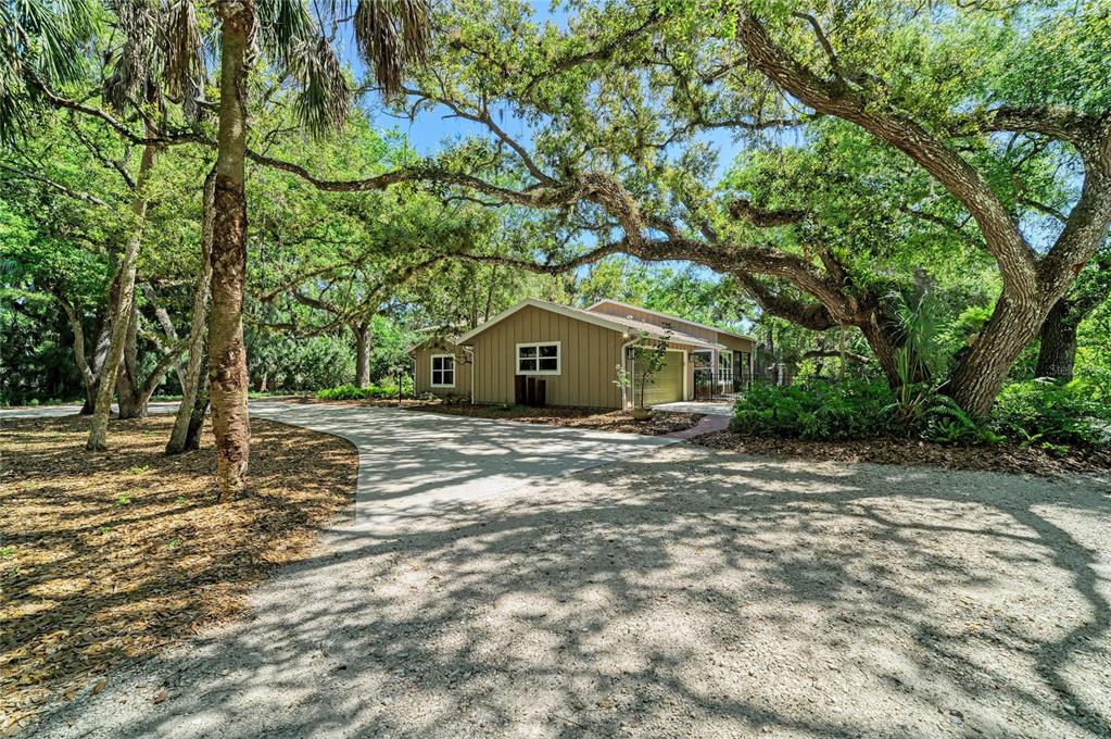 3705 62ND STREET E, BRADENTON, FL — photo 5 of 30