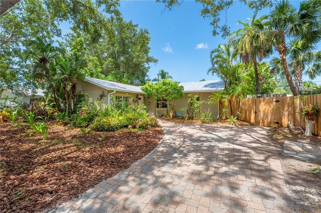 2630 BUCIDA DRIVE